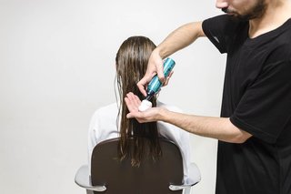 Ponytail Bouffante Tutorial Step 1 Kerastase